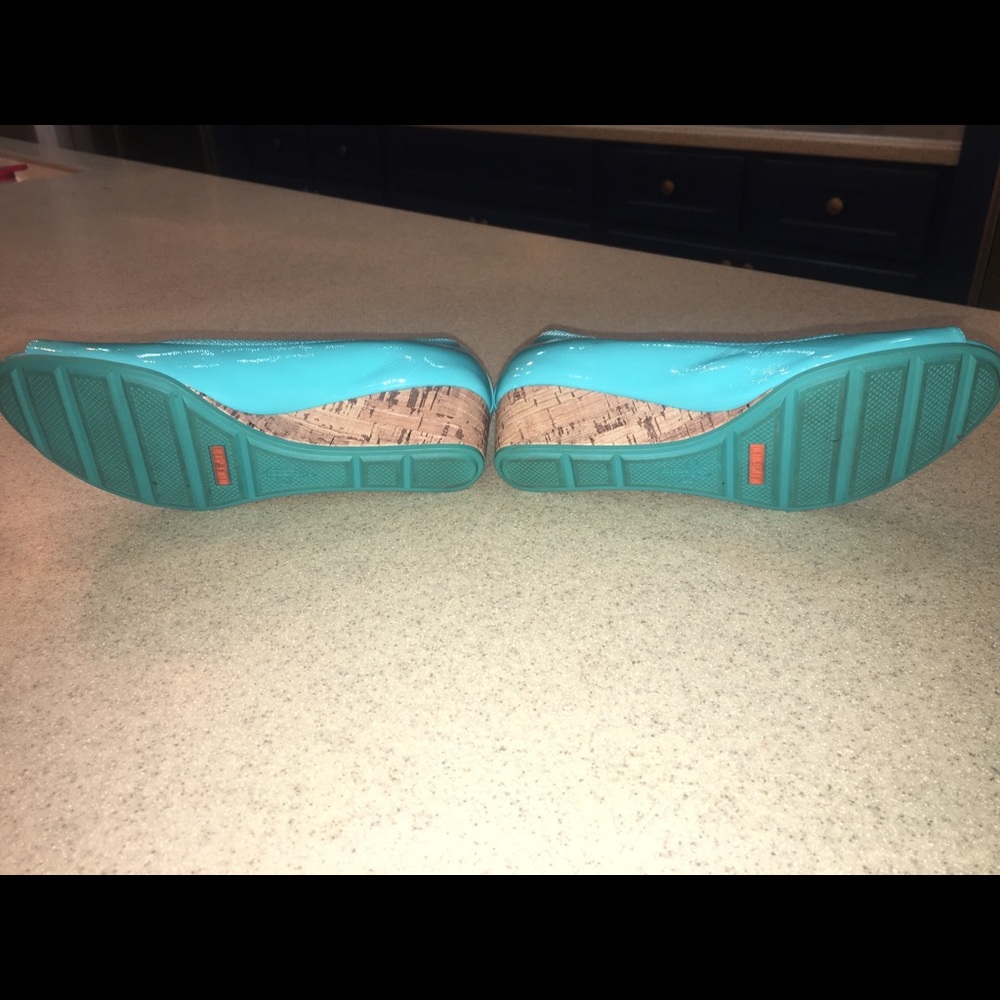 Shoes - Picture 5 of 5